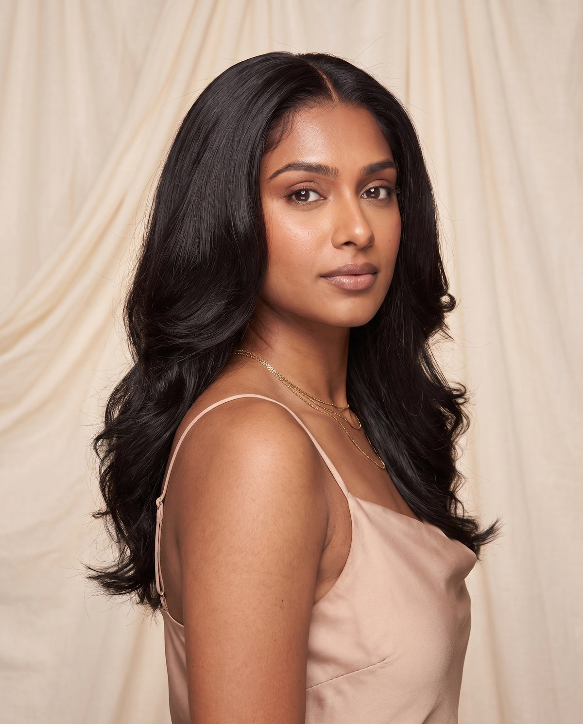 Amira wig, side view