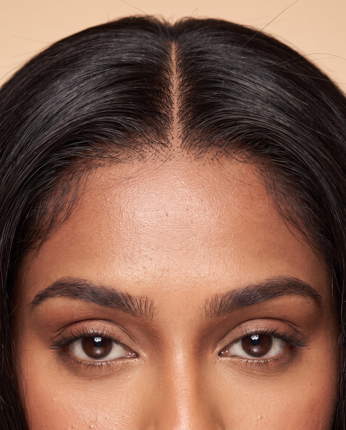 Amira wig, hairline close-up