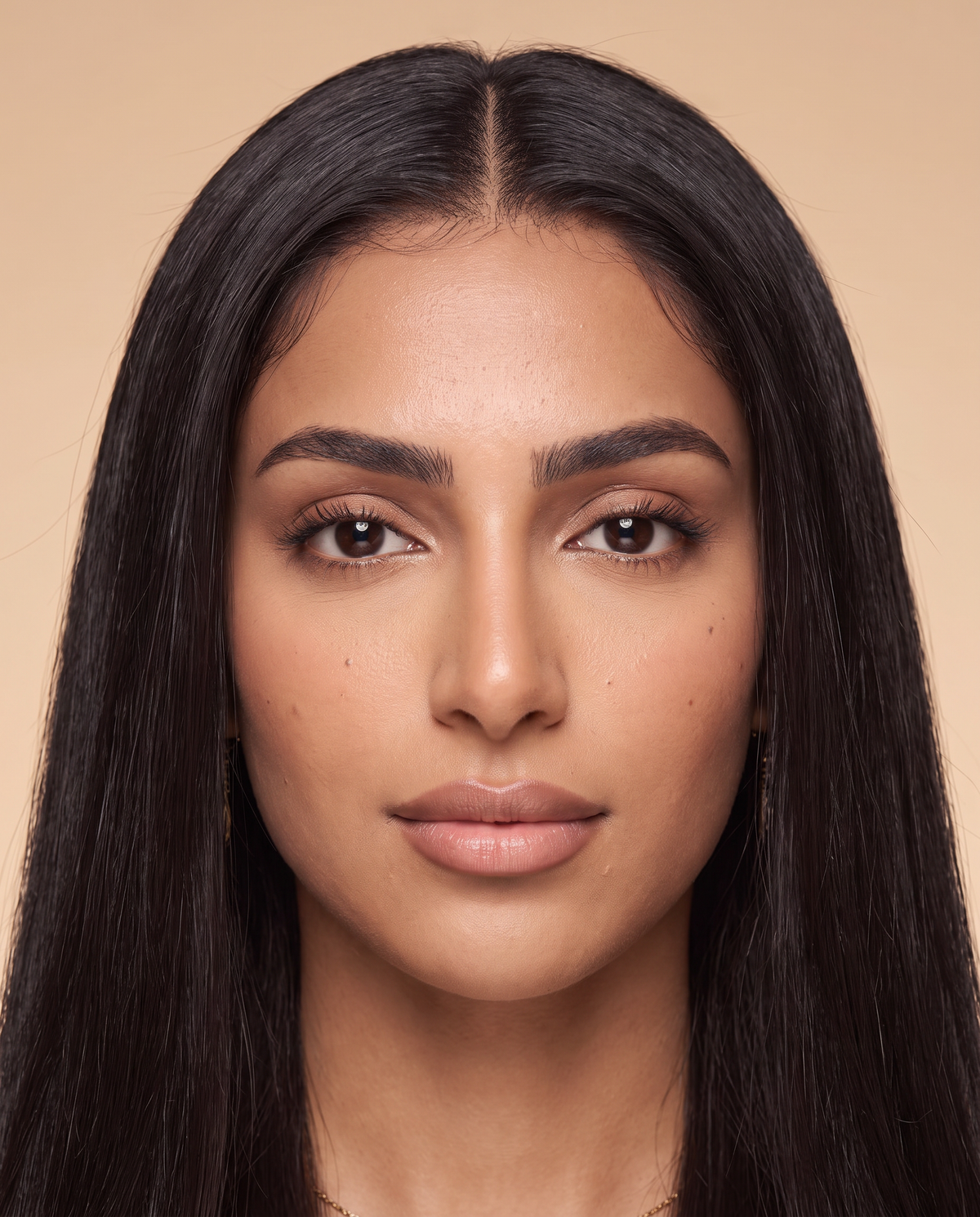 Layla wig, hairline close-up