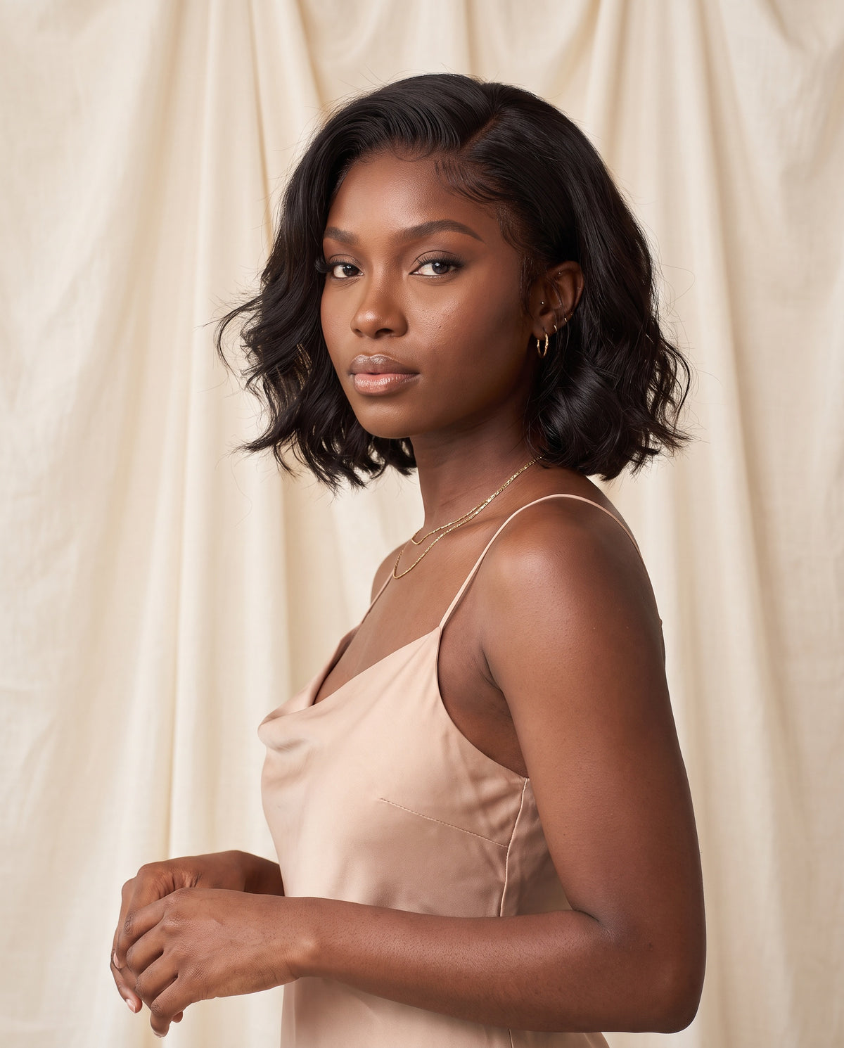 Naomi wig, side view