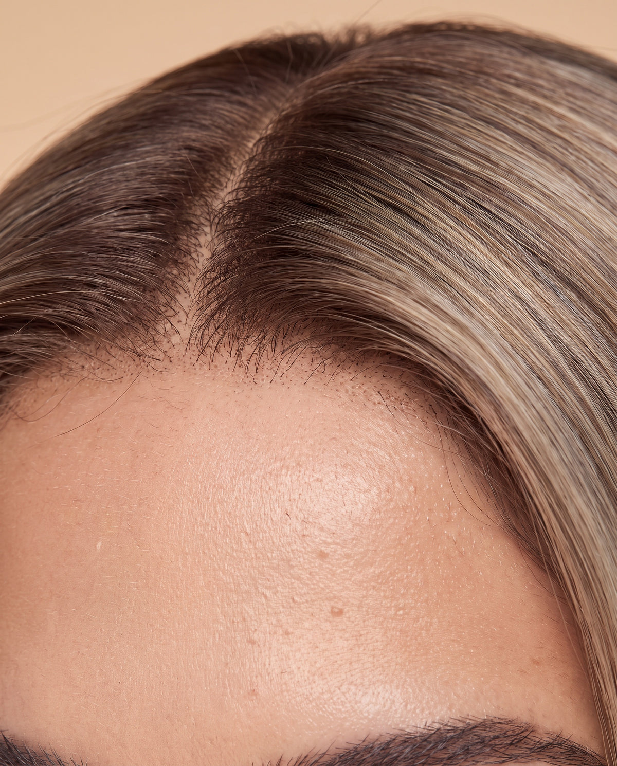 Yasmin wig, hairline close-up
